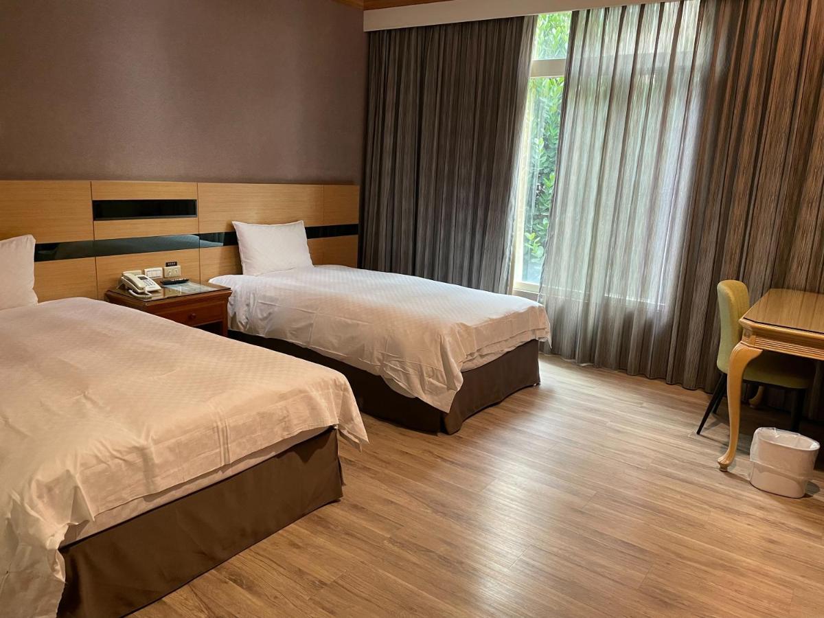 Chia Shih Pao Hotel Tajan Kültér fotó