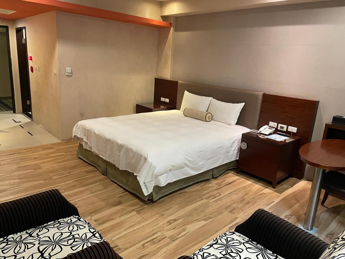 Chia Shih Pao Hotel Tajan Kültér fotó