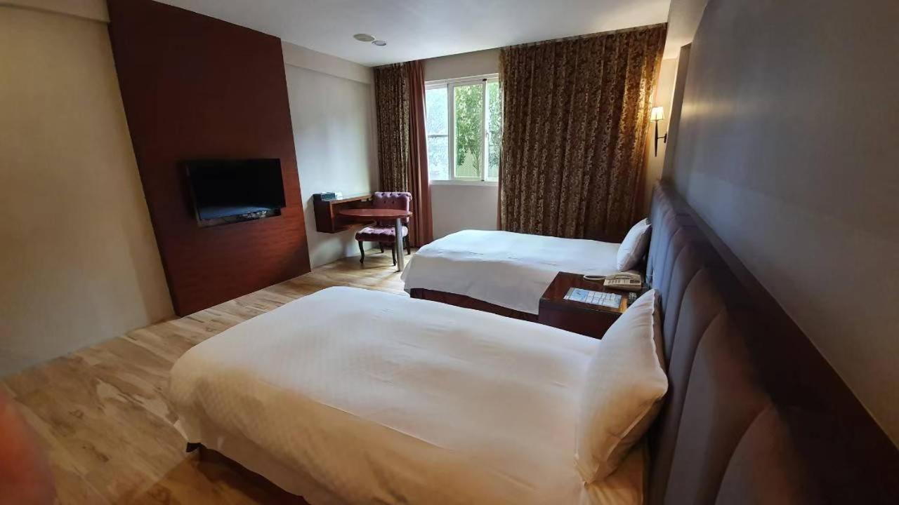 Chia Shih Pao Hotel Tajan Kültér fotó