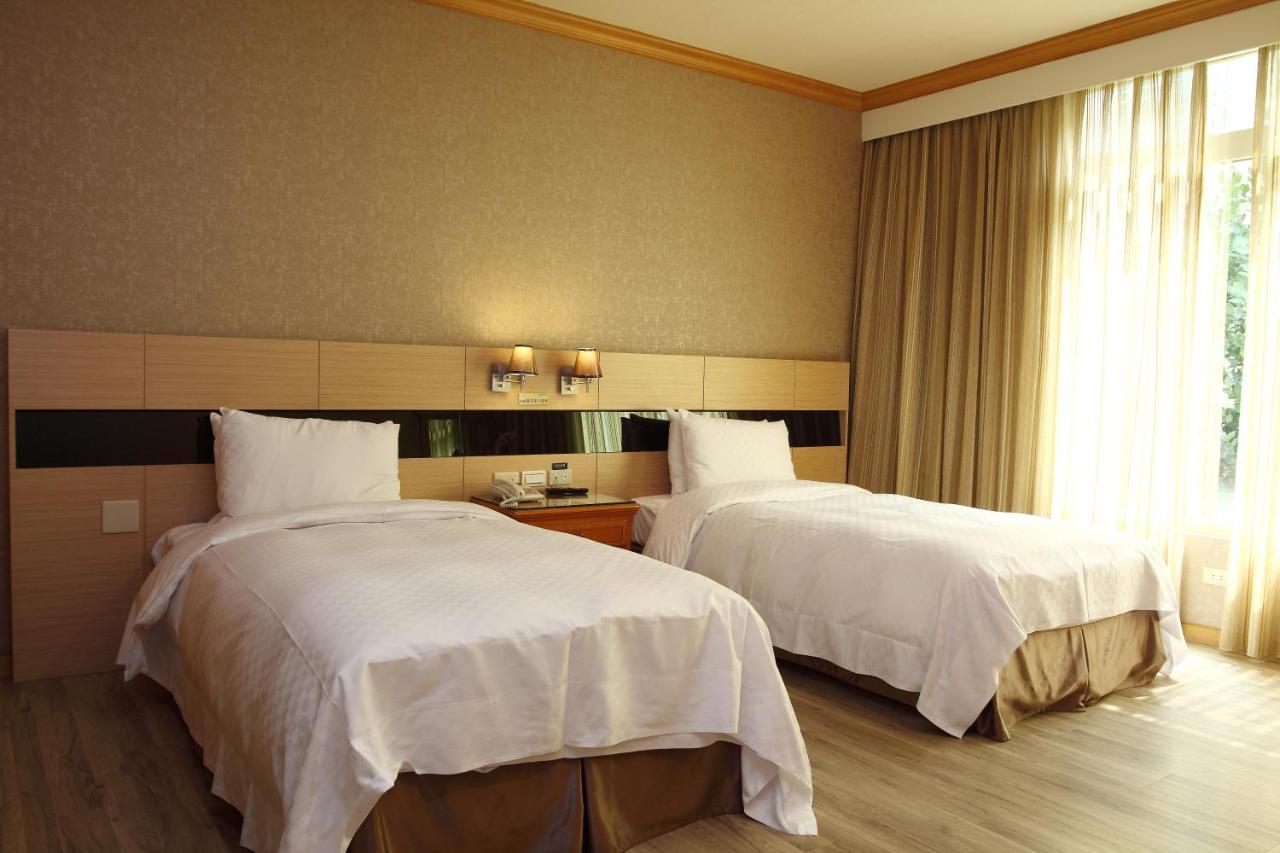 Chia Shih Pao Hotel Tajan Kültér fotó