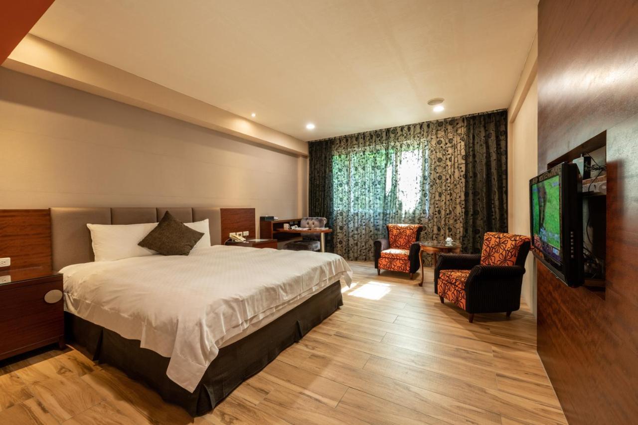 Chia Shih Pao Hotel Tajan Kültér fotó